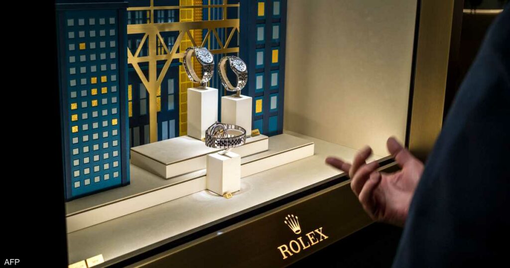 رسوم ترامب تهدد الساعات السويسرية الفاخرة.. ما القصة؟