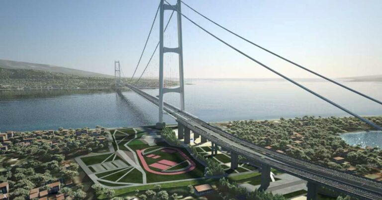 هذا مشروع أطول جسر معلق في العالم.. مخاوف من تدخل المافيا