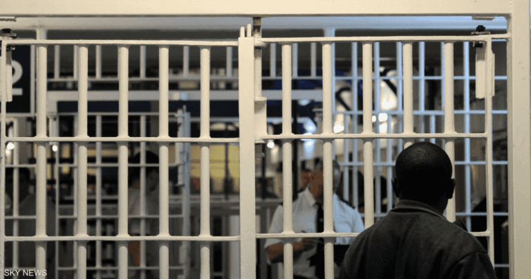 خبر سيئ للمجرمين الأجانب.. بريطانيا توسع نطاق برنامج الترحيل