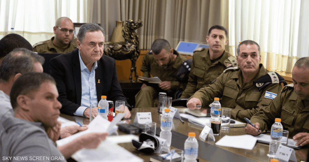 وزير دفاع إسرائيل يجتمع بزامير.. ويبحثان خطة السيطرة على غزة