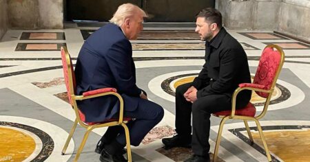 زيلينسكي في واشنطن.. وترامب يضع "شروط السلام الفوري"