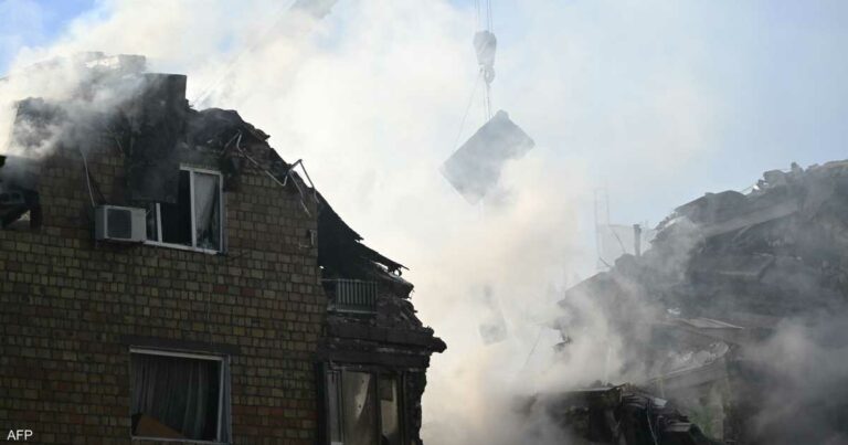 البيت الأبيض: ترامب "غير سعيد" بضربات روسيا على كييف