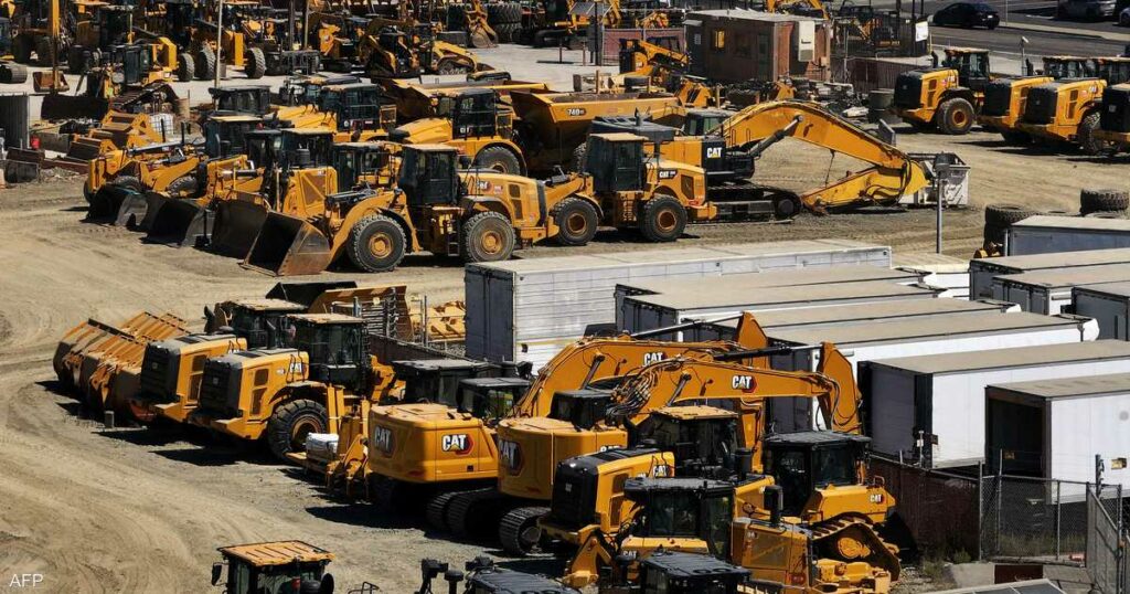 "كاتربيلر" ترفع توقعاتها بشأن تكاليف الرسوم الجمركية