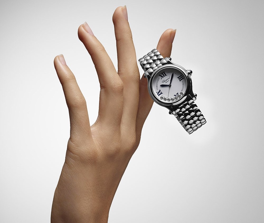 اخترنا لكِ مجوهرات بأحجار كريمة.. تزيدكِ جاذبية هذا الصيف