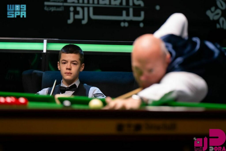 منافسات بطولة الماسترز للسنوكر تشهد أرقامًا استثنائية وإشادات عالمية بتنظيم المملكة