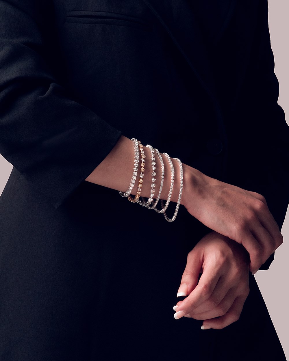 قصة أساور التنس.. وهذه أفضل خياراتكِ