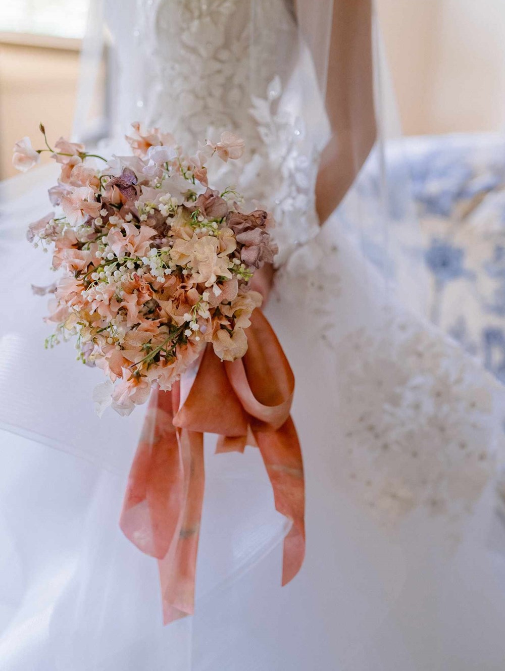 أبرز صيحات «بوكيه العروس» في 2025