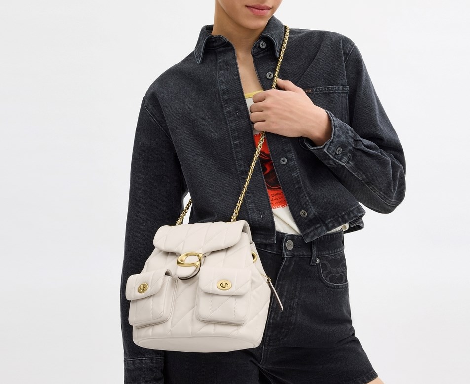 من قاعة الدراسة إلى الكافيه.. حقيبتكِ رفيقتكِ الدائمة فأيّ واحدة تختارين؟