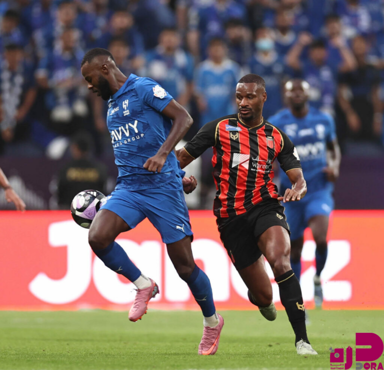 الهلال يفوز على الرياض ويعتلي صدارة دوري روشن مبكرًا
