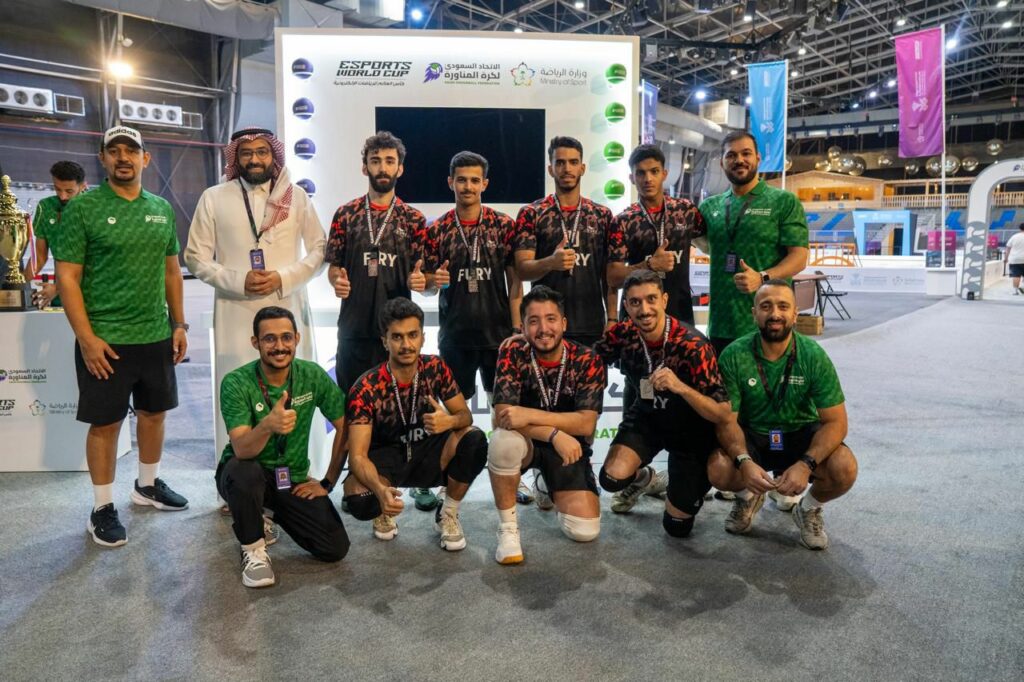 تتويج الفائزين في “صيفية كرة المناورة” على هامش المونديال الإلكتروني