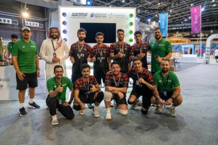 تتويج الفائزين في “صيفية كرة المناورة” على هامش المونديال الإلكتروني
