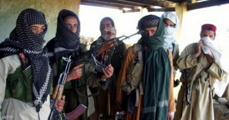 مقتل 12 جنديا باكستانيا في هجوم لطالبان باكستان