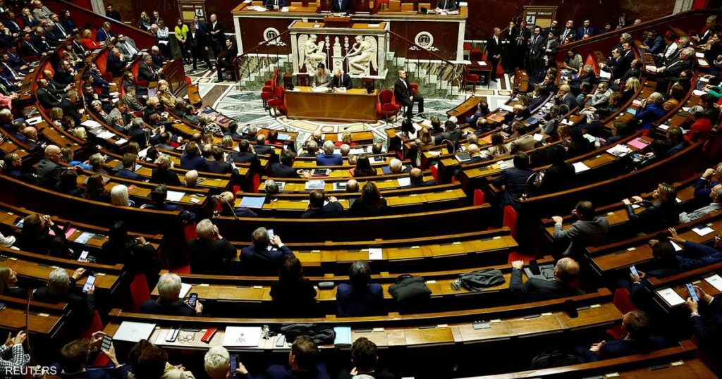 حداد: سقوط حكومة بايرو سيؤثر سلبا على التصنيف المالي لفرنسا