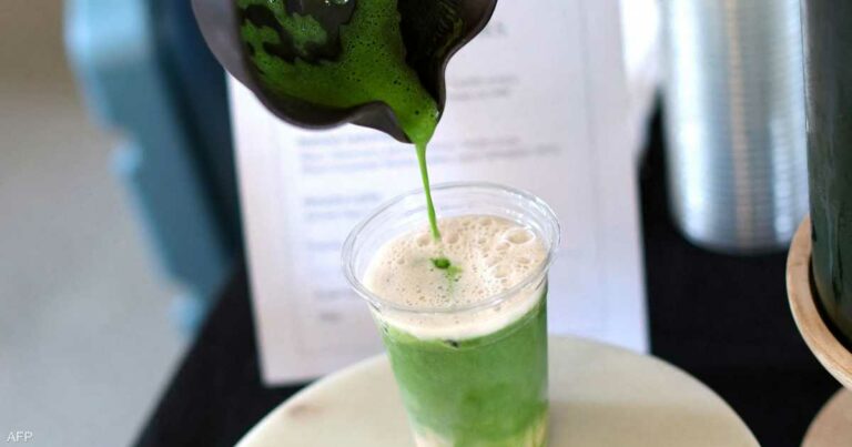 تحذير من الإفراط في شربها.. متى تصبح الماتشا خطيرة؟