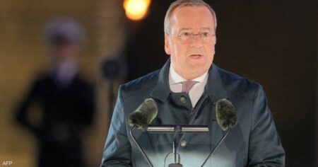 توتر بين برلين وبروكسل بشأن إرسال قوات أوروبية إلى أوكرانيا