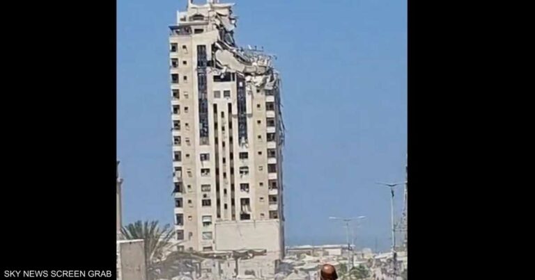 كاتس يعلن "فتح باب الجحيم" في غزة مع إخلاء برج شاهق