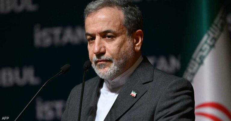 عراقجي: مخزون اليورانيوم المخصّب الإيراني "تحت الأنقاض"