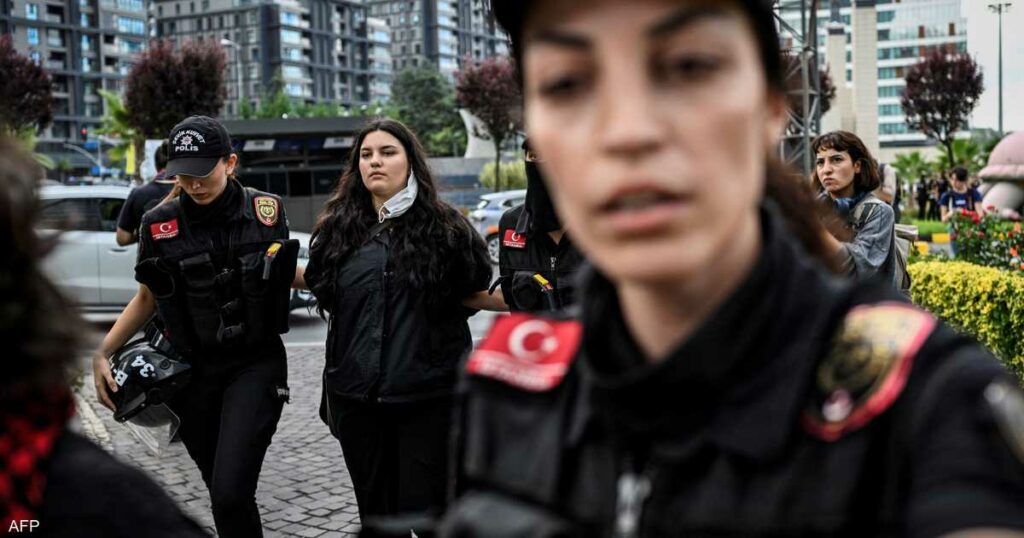 تركيا.. اعتقال رئيس بلدية معارض و47 مسؤولا في إسطنبول