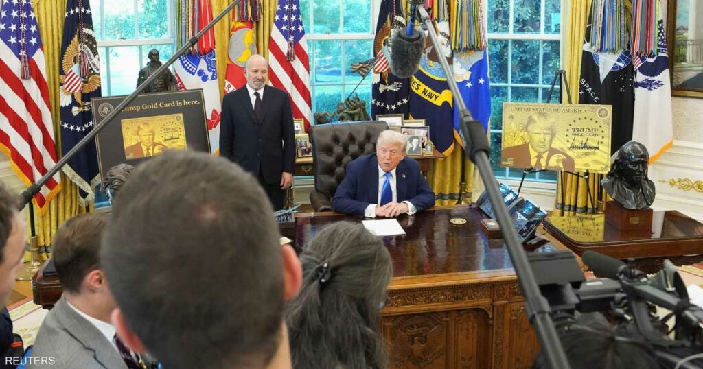 ترامب: نجني أموالا من الحرب في أوكرانيا