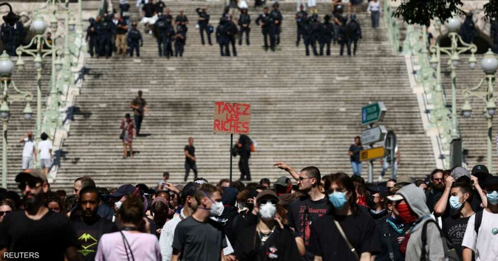 ضريبة "زوكمان" تهز فرنسا بين عدالة اجتماعية وهروب استثماري