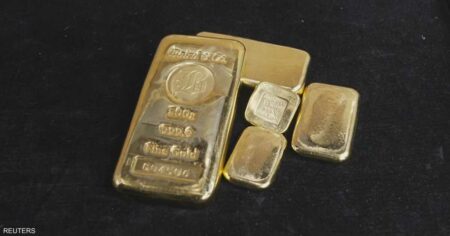 الذهب يكسر حاجز 3800 دولار للأونصة لأول مرة