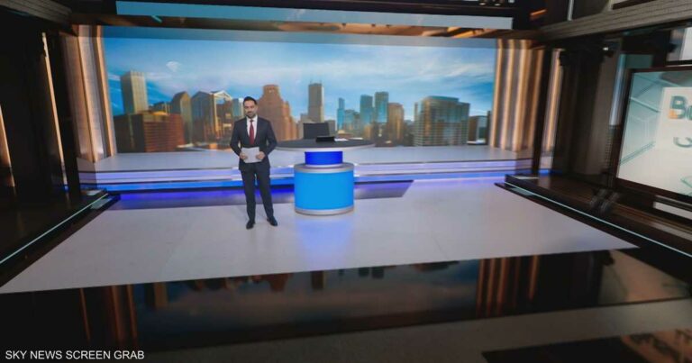 إيران تخضع لقبضة العقوبات .. وعمتها الوطنية تنهار