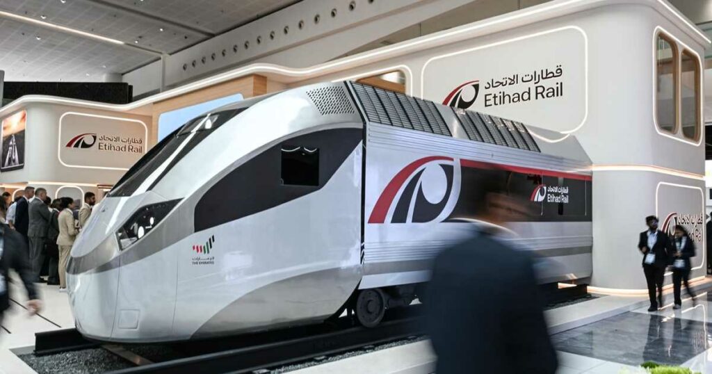 انطلاق فعاليات معرض ومؤتمر "جلوبل ريل 2025" في أبوظبي