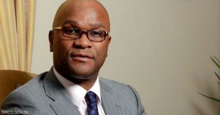 "سقط من نافذة فندق".. وفاة غامضة لسفير جنوب إفريقيا في فرنسا