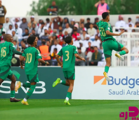 الأخضر الشاب يتوج بطلًا للخليج بثلاثية في شباك اليمن