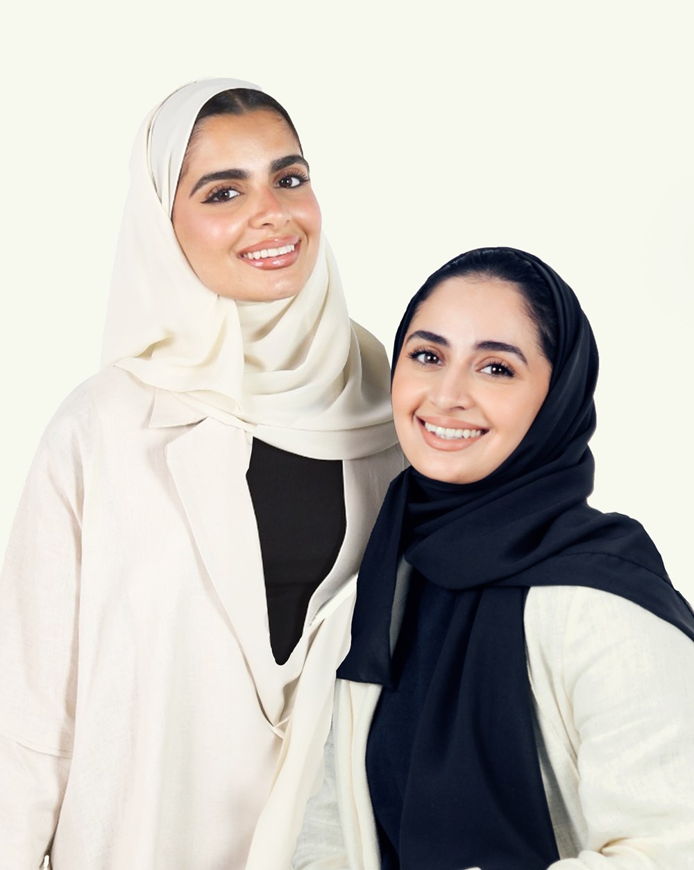 فاطمة ودلال الخاجة من البحرين