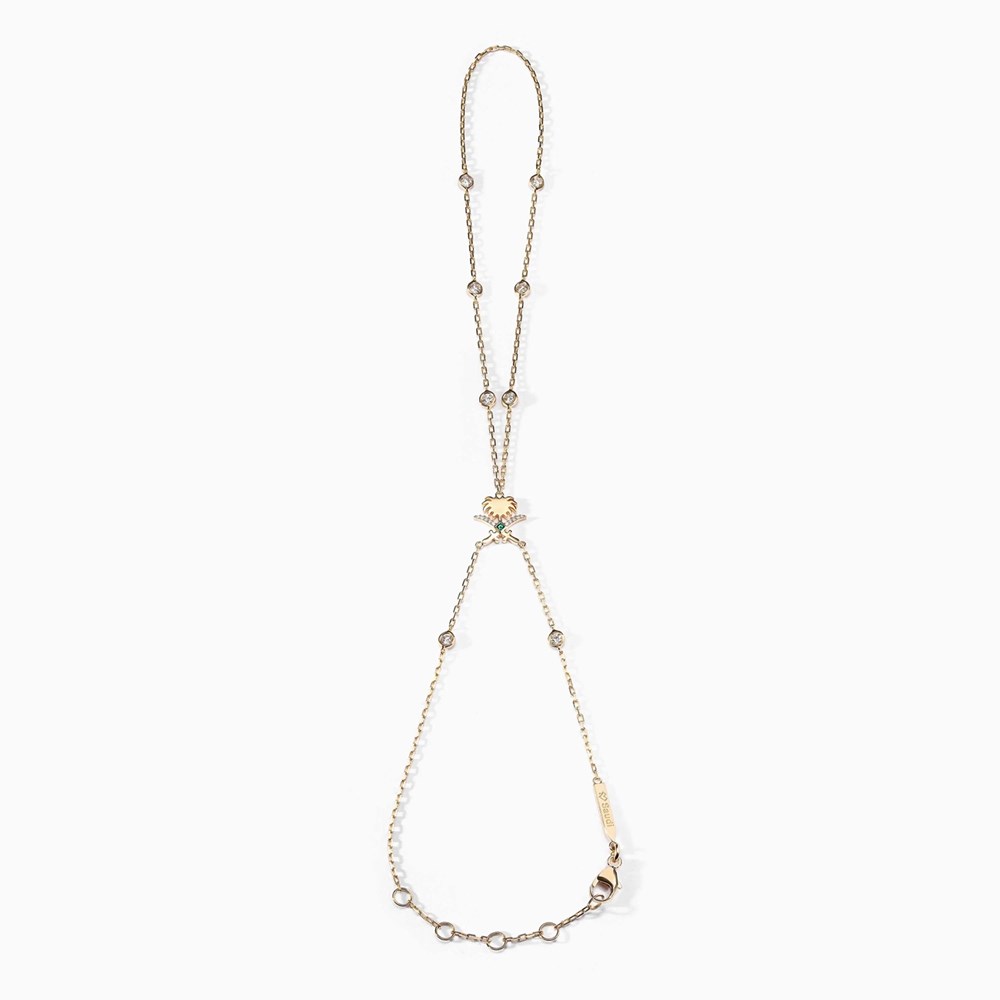 مجوهرات باللون الأخضر.. تألقي بها في اليوم الوطني السعودي