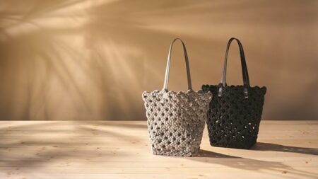 إكسسوارات أنيقة.. لتعزيز إطلالاتكِ الخريفية