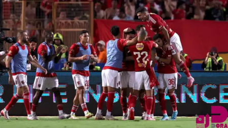الأهلي المصري يقلب الطاولة على الزمالك ويخطف فوزًا مثيرًا 2-1
