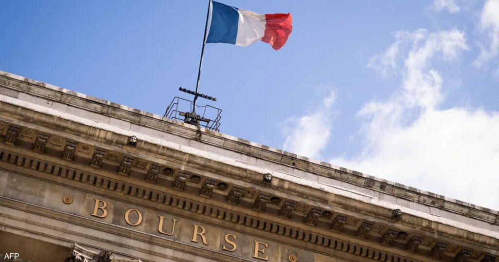 ما دلالات خفض تصنيف فرنسا الائتماني على مستقبل أوروبا؟