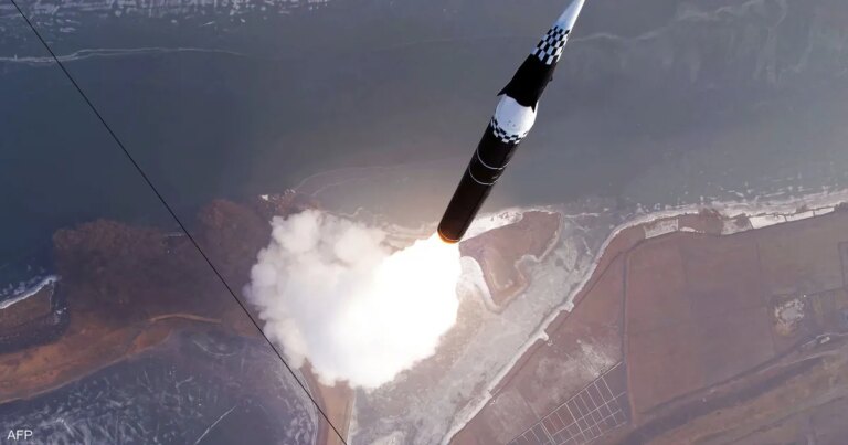 كوريا الشمالية تكشف عن سلاح "يفوق التوقعات".. يربك الجميع