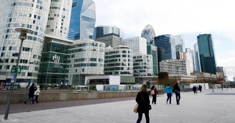 فرنسا.. عواصف سياسية تفاقم التحديات الاقتصادية