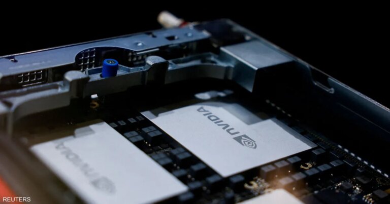 رئيس إنفيديا: لا خطط لبيع رقائق "بلاكويل" المتقدمة للصين
