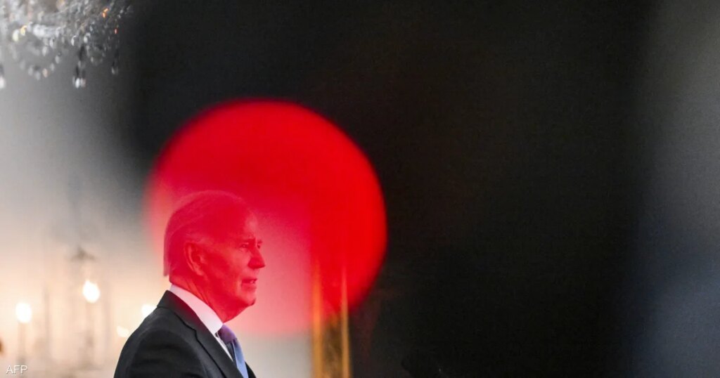 بايدن يتحدث عن "أيام ترامب الحالكة".. ويدعو للتفاؤل