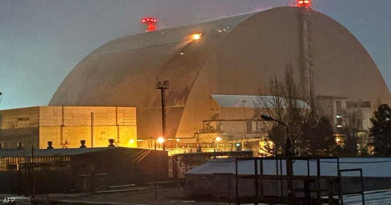 بعد عودة الكهرباء.. أوكرانيا تصدر توضيحا عن مفاعل تشيرنوبل