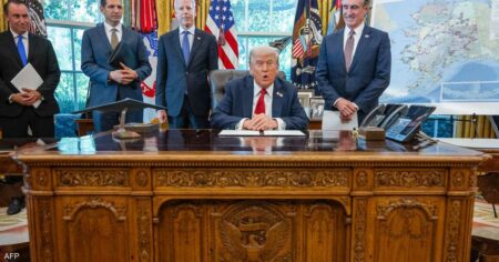 ترامب: أريد أن أعرف ماذا ستفعل أوكرانيا بصواريخ "توماهوك"؟