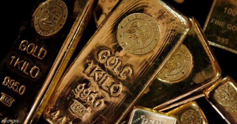 الذهب يتخطى أربعة آلاف دولار للمرة الأولى في تاريخه