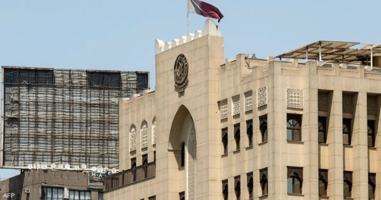 قطر تنعي دبلوماسييها وتنسق مع مصر لنقل الجثامين إلى الدوحة