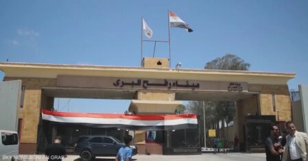 إسرائيل تمنح حماس "مهلة" لإعادة الجثث.. وتلوح بالمساعدات