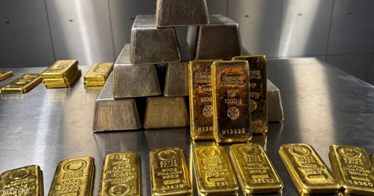 الذهب يتجه لأفضل أداء أسبوعي منذ 17 عامًا