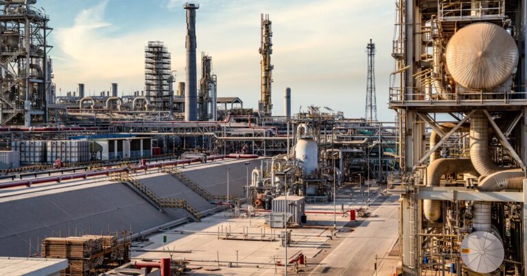 كوفاتاريو: الإمارات مُنتج تنافسي في سوق الغاز العالمي