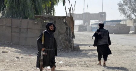 مصادر: أفغانستان وباكستان تمددان وقف إطلاق النار 48 ساعة