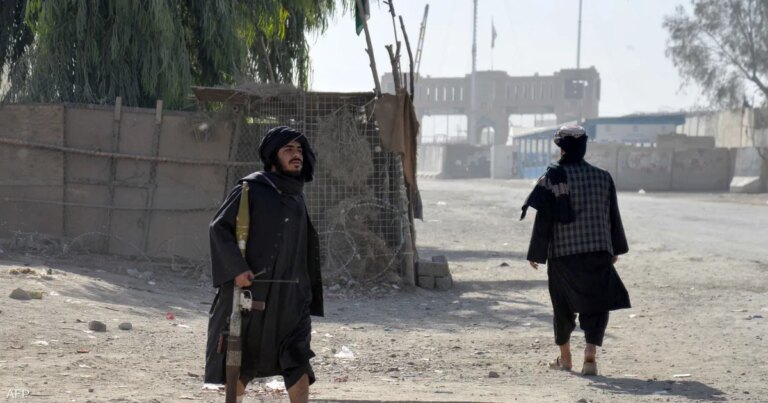 مصادر: أفغانستان وباكستان تمددان وقف إطلاق النار 48 ساعة