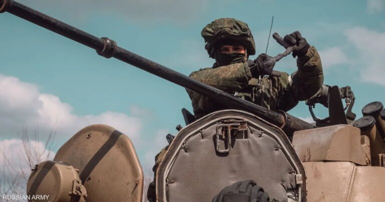 جندي روسي يقتل زميله وينتحر داخل قاعدة عسكرية