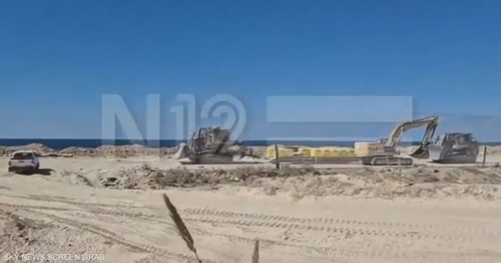 فيديو.. إسرائيل تبدأ ترسيم "الخط الأصفر" في غزة