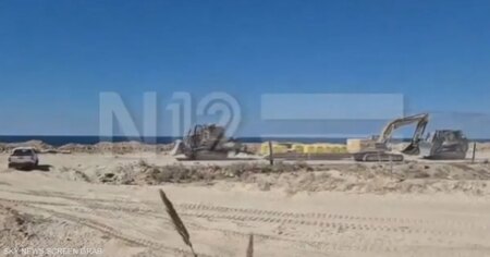 فيديو.. إسرائيل تبدأ ترسيم "الخط الأصفر" في غزة